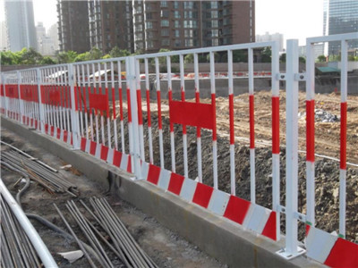 基坑護(hù)欄 基坑護(hù)欄